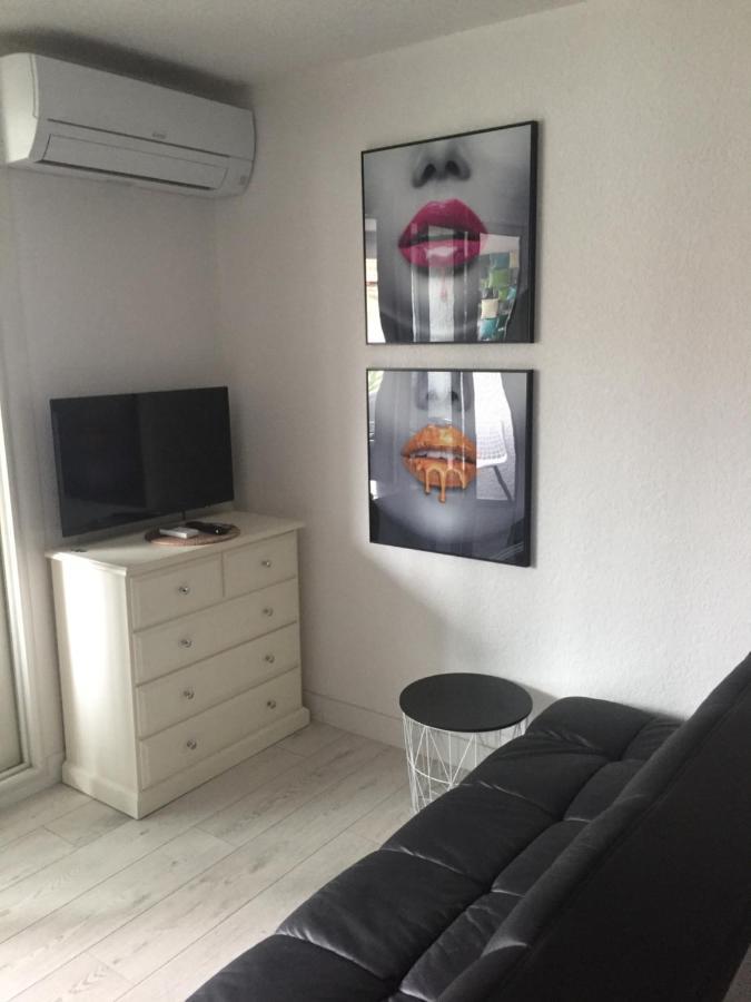 Appartement très proche naturiste, chic, piscine Agde Esterno foto